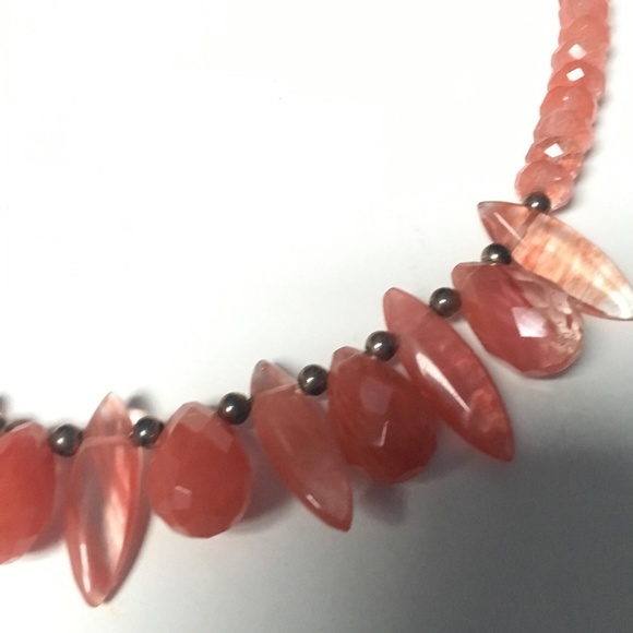 FASHION & COSTUME 8 NECKLACES, 1 BRACELET - Picture 7 of 8